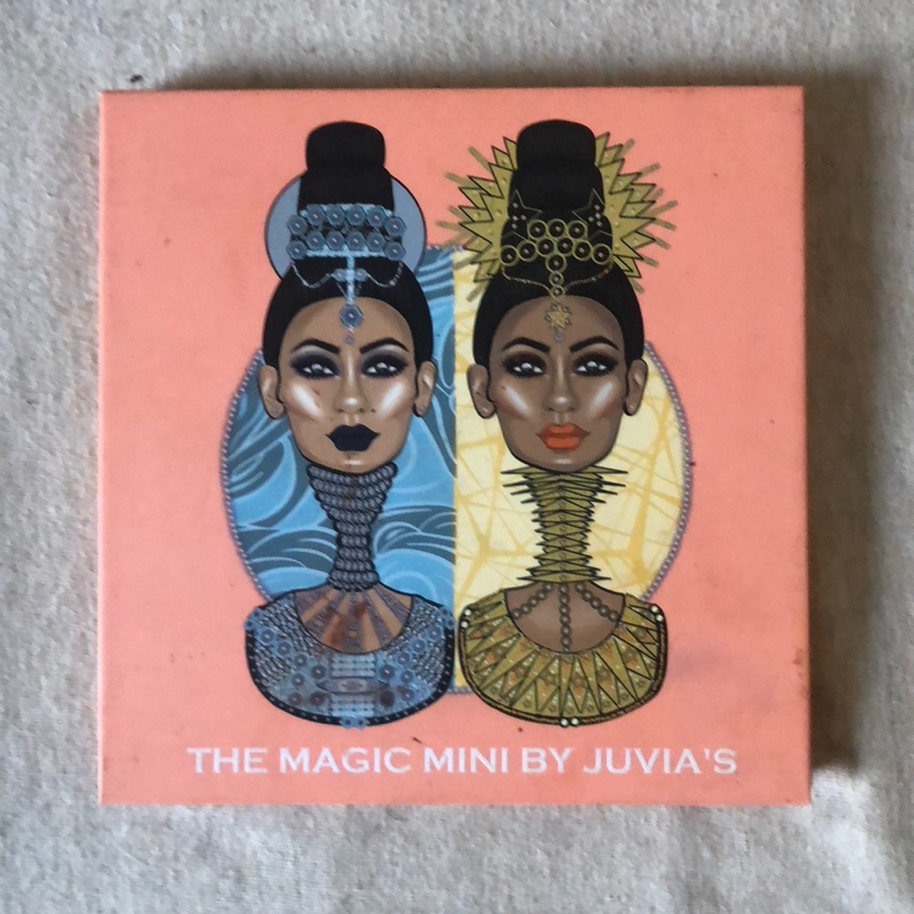 Julia’s place magic MINI